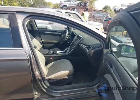 2014 Ford Fusion S из США, поврежденный, VIN 1FA6P0G73E5398815